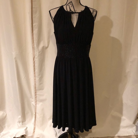 R & M Richards Dresses & Skirts - ⭐️SALE⭐️R & M Richards black dress